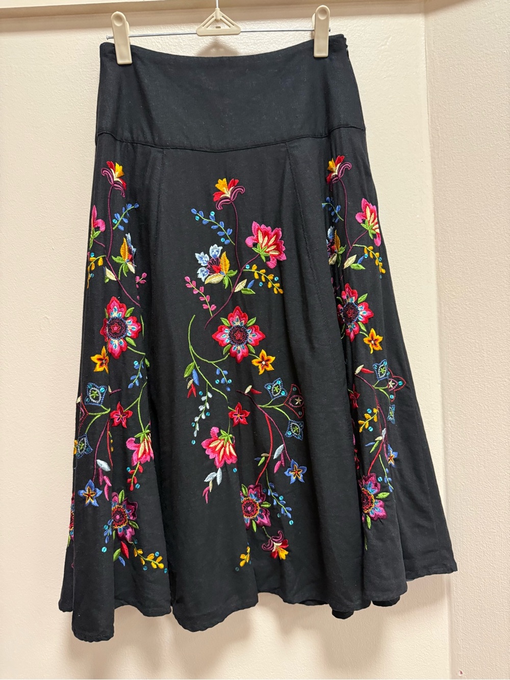 Vintage Carole Little Black Linen Embroidered multi colored Floral Midi Skirt 8